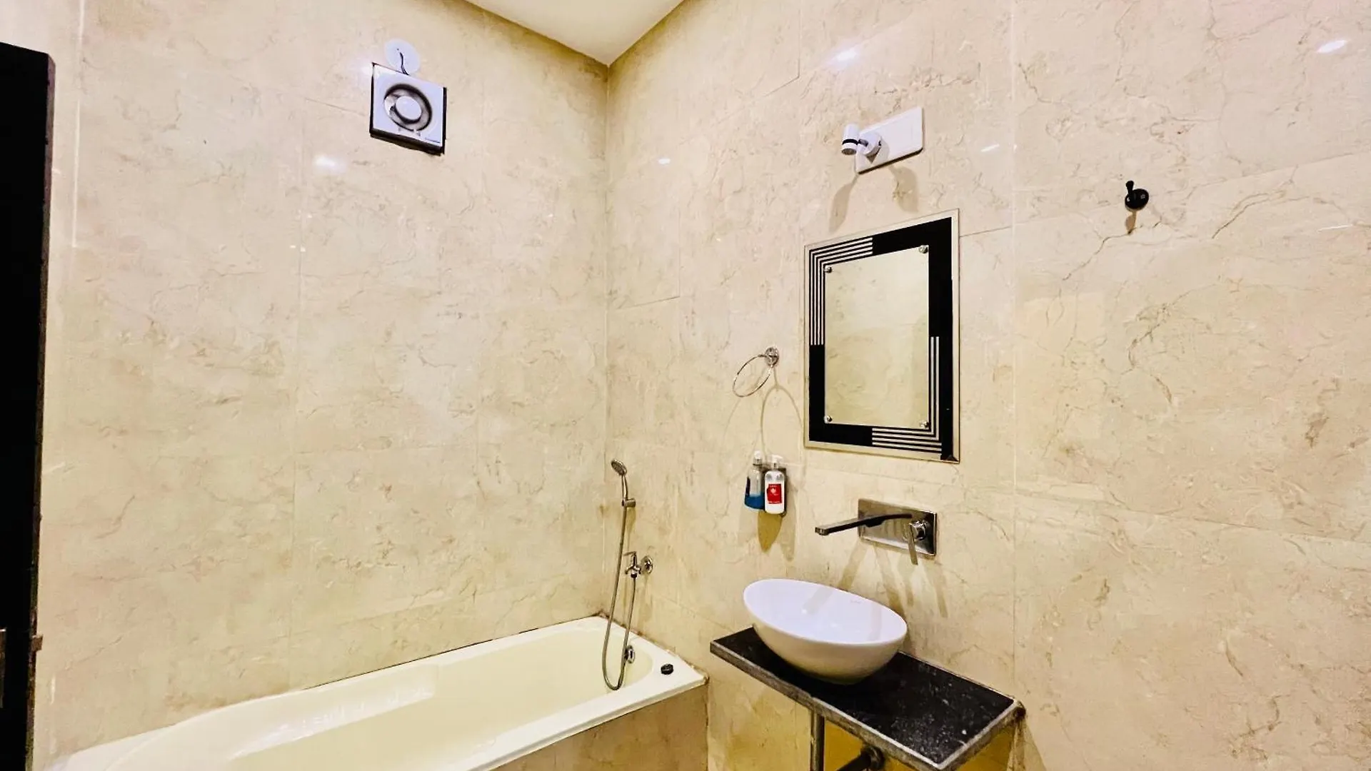 Hotel Grand Bhagwat, אודייפור